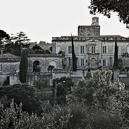 Entre Cevennes Et Camargue Apartamento *