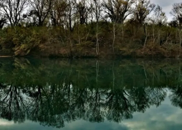 Entre Cevennes Et Camargue Apartment Montfrin